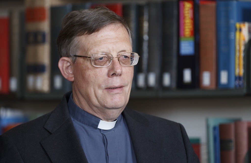 Jesuit Father Norman Tanner, dean of church history at the Pontifical Gregorian University, is pictured on Sept. 11 2012 at the university in Rome. PHOTO: CNS/Paul Haring