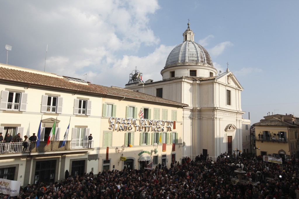 People gather in the town square of Castel Gandolfo for Pope Benedict XVI's final public appearance on Feb. 28 as pope. PHOTO: CNS/Paul Haring