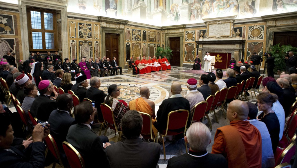 Pope Francis meets with religious, political and cultural leaders from around the world Sept. 30 at the Vatican. The leaders were attending an annual dialogue on peace that began in 1986 with Blessed John Paul II in Assisi. PHOTO: CNS/L'Osservatore Romano via Reuters