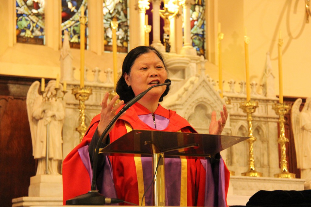 The University of Notre Dame Australia has conferred the Honorary Degree of Doctor of Laws honoris causa on Dr Carolyn Woo, President and Chief Executive Officer of Catholic Relief Services, USA, and University Governor, at a graduation ceremony on Wednesday, 17 December 2014. PHOTO: UNDA