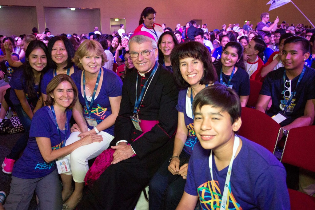 Perth Archbishop Timothy Costelloe with representatives from Perth at the Australian Catholic Youth Festival in Adelaide, which was held from 3 to 5 December. The Archbishop echoed the words of Pope Francis in calling young people to be bearers of hope, builders of the future, encouraging them to make a world of goodness, beauty and truth. Photo: Daniel Hopper/ACBC.