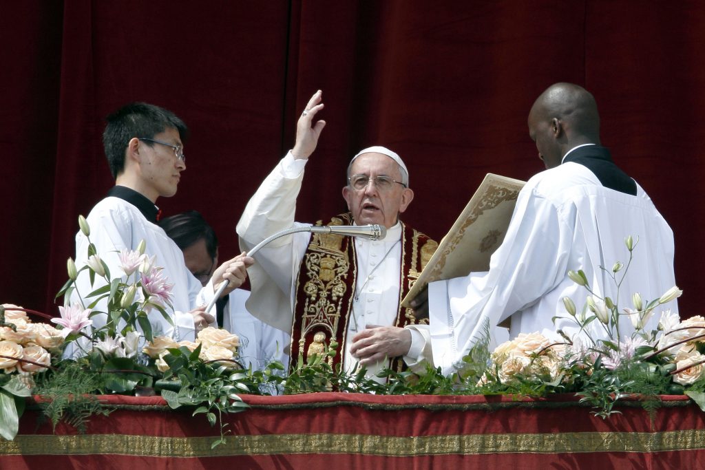 Jesus is the risen shepherd who takes upon his shoulders “our brothers and sisters crushed by evil in all its varied forms," Pope Francis said before giving his solemn Easter blessing on 16 April at St Peter’s Square. Photo: Photo/CNS