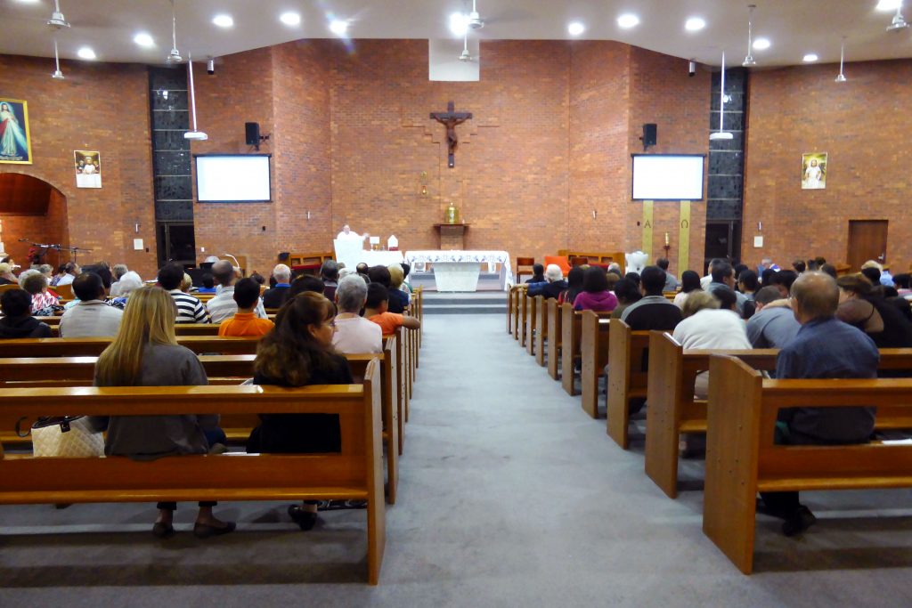 More than 200 people turned out at Gosnells parish on 6 April for a healing talk by Catholic evangelist Alan Ames, which followed a Mass celebrated by Parish Priest Father Philip Perreau and con-celebrated by Fr Richard Rutkauskas, who is Mr Ames’ Spiritual Director. Photo: Supplied
