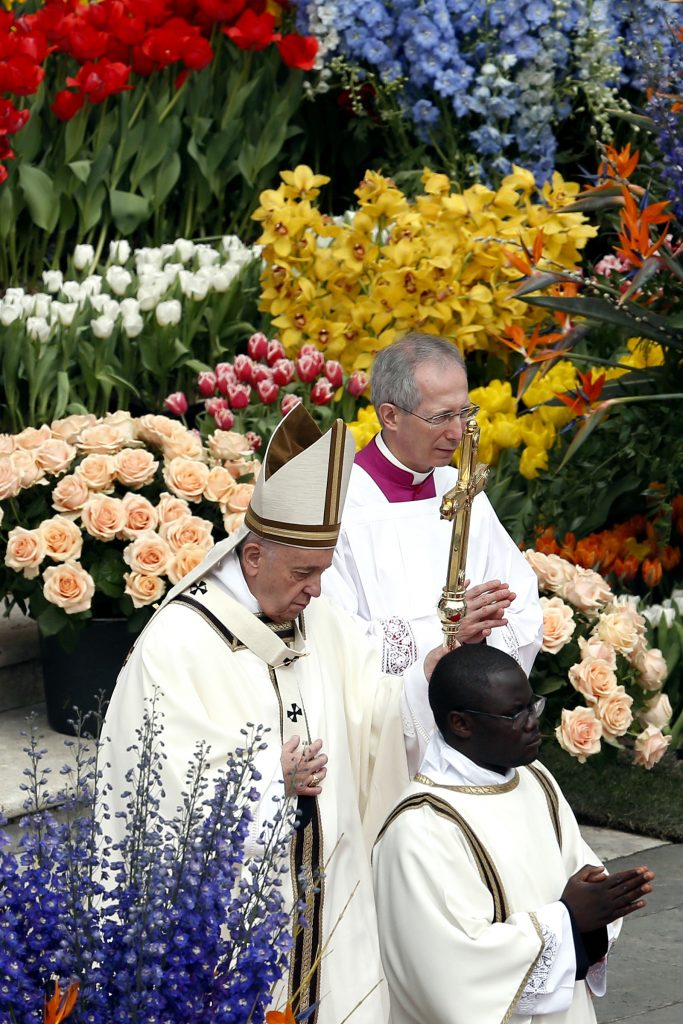 Pope Francis led an estimated 70,000 pilgrims who attended the Easter morning Mass at St Peter's Square on 21 April 2019. Photo: Paul Haring/CNS.