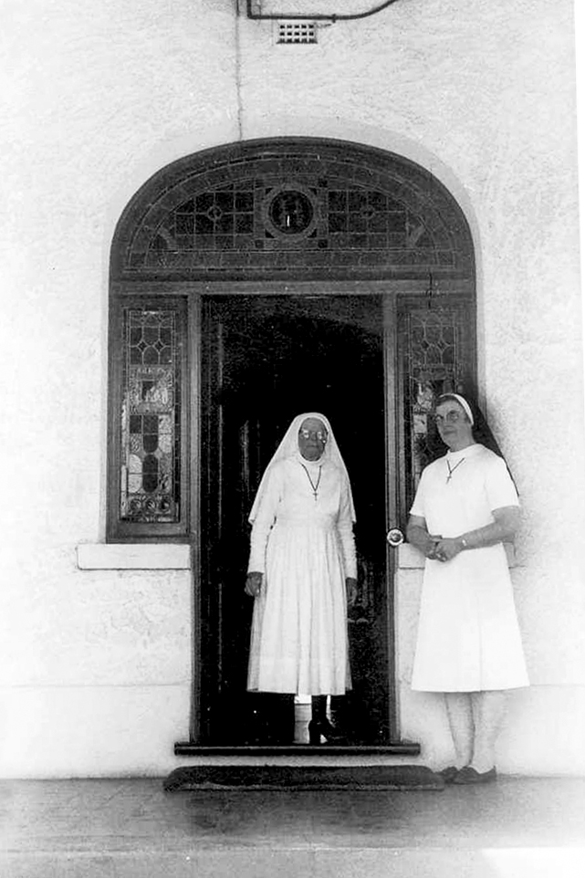 Mother M Phillip and Sr Mary Berry, outside the West Perth Convent, 1973. Photo: Supplied.