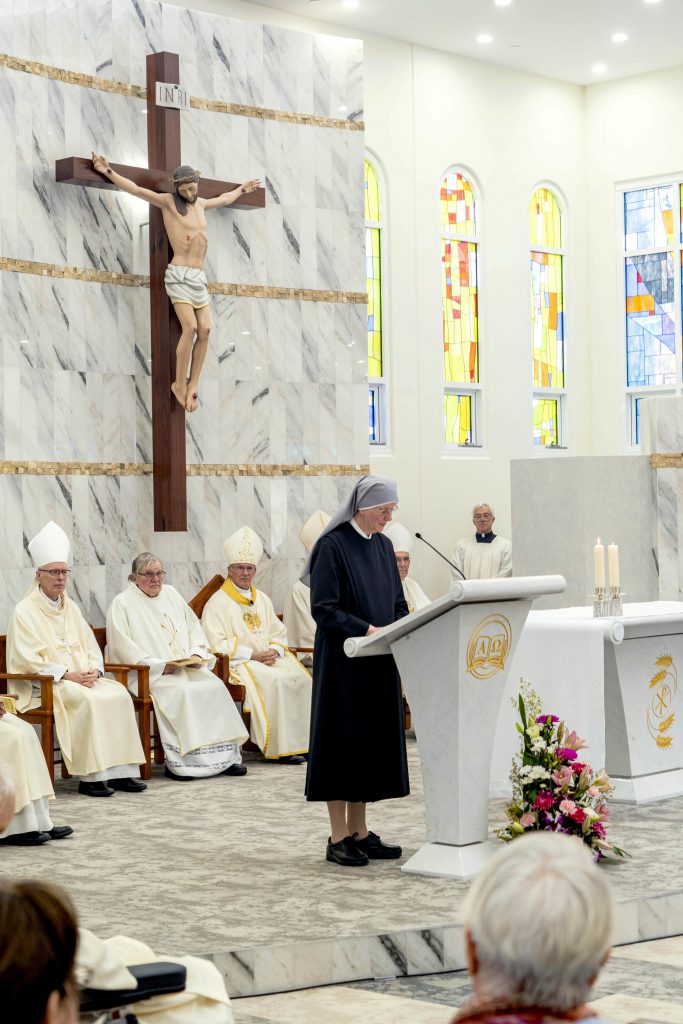 The Little Sisters of the Poor’s Mother Provincial, Sr Ann Marie James, addresses the assembled guests to deliver thanks on behalf of the order. Photo: Josh Low.